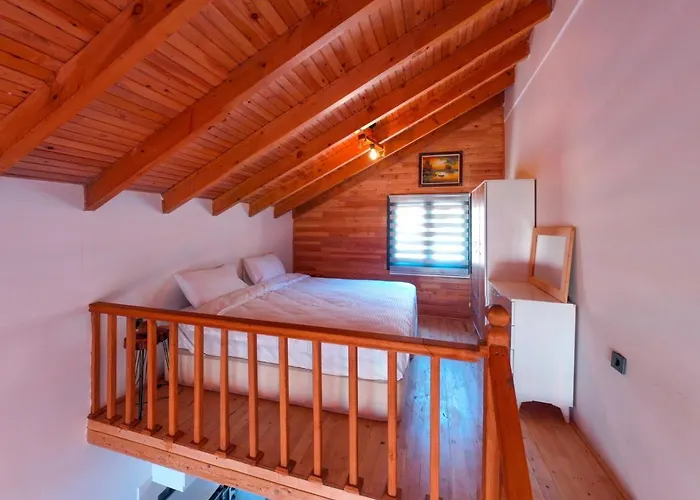 Koruwoodenhouse Alanya فيلة غازي باشا