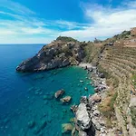 Koruwoodenhouse Alanya *