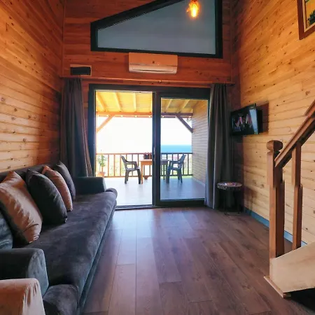 Koruwoodenhouse Alanya וילה גאזיפאשה