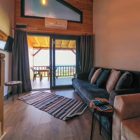 Koruwoodenhouse Alanya Villa *