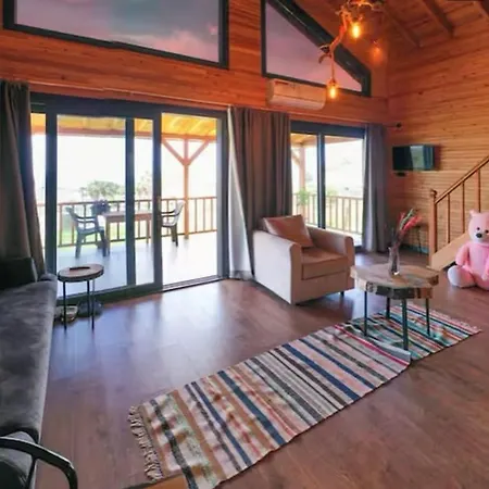 Koruwoodenhouse Alanya * 게지파사