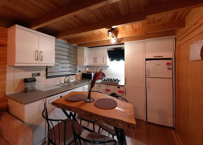 Koruwoodenhouse Alanya *